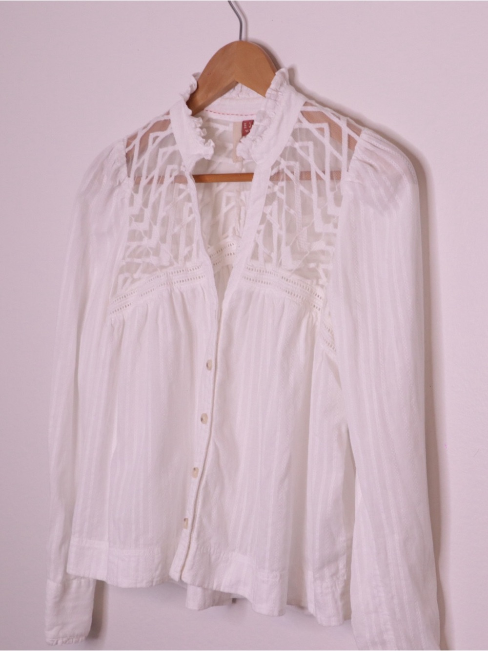 Pilcro Anthropologie White Embroidered Cotton Blouse Size 8 - Picture 3 of 8